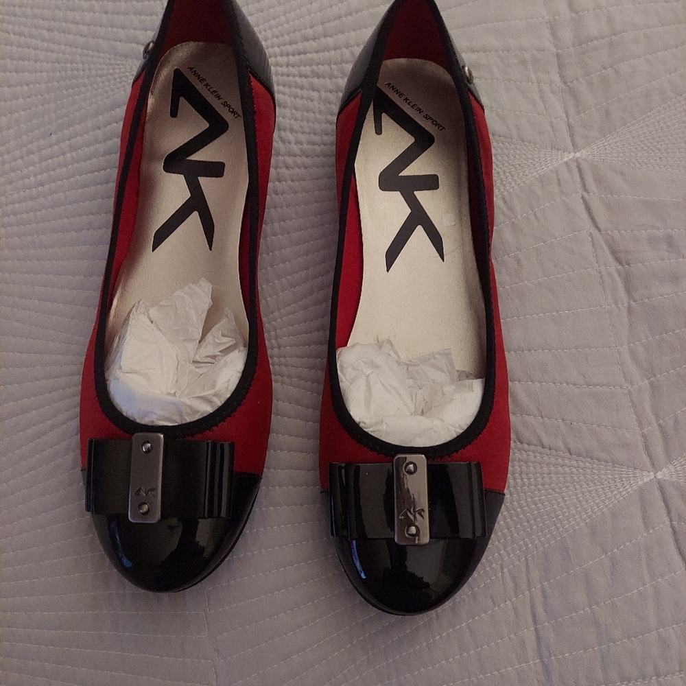 Anne Klien Sport Shoe